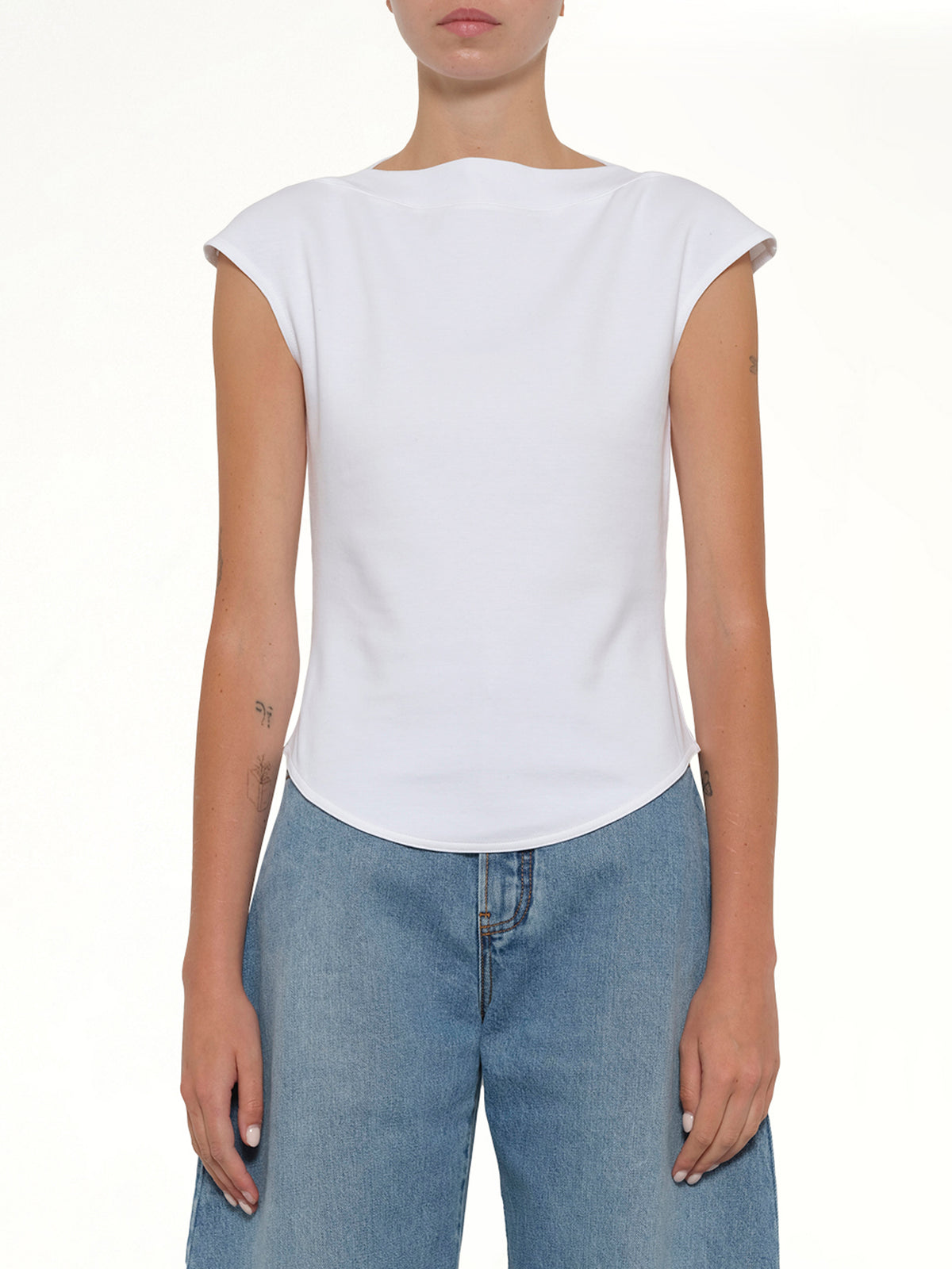 Cap T-Shirt in White