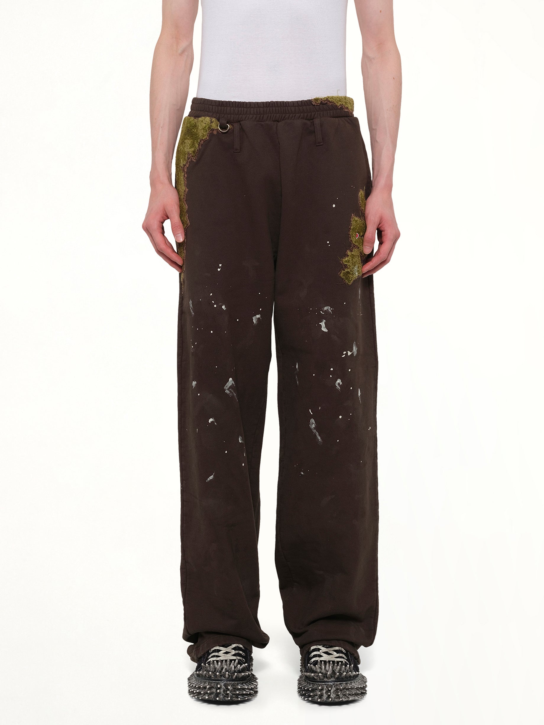 Moss-Grown Embroidery Sweat Pants in Brown