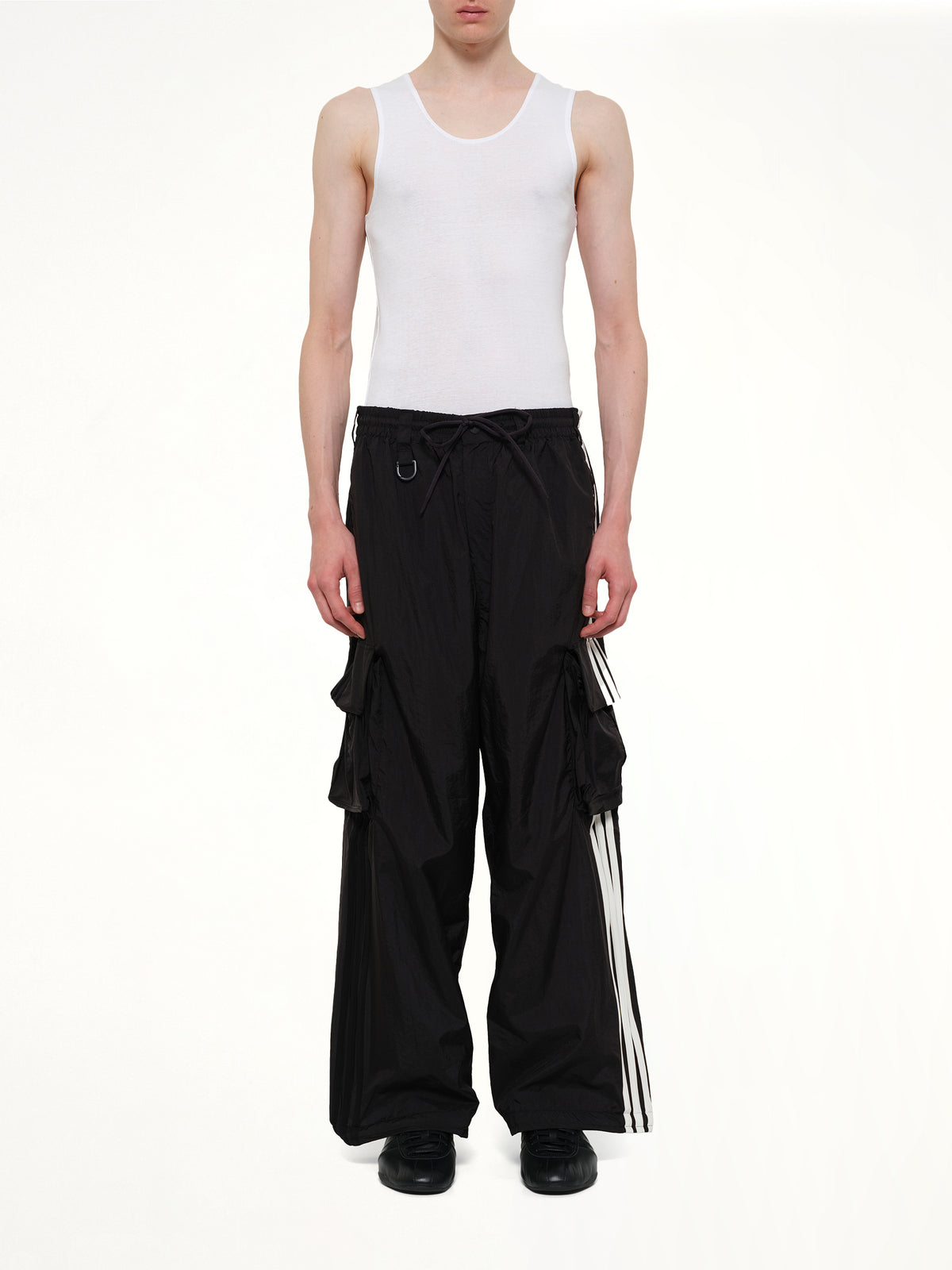 Wire 3S Cargo Pants in Black