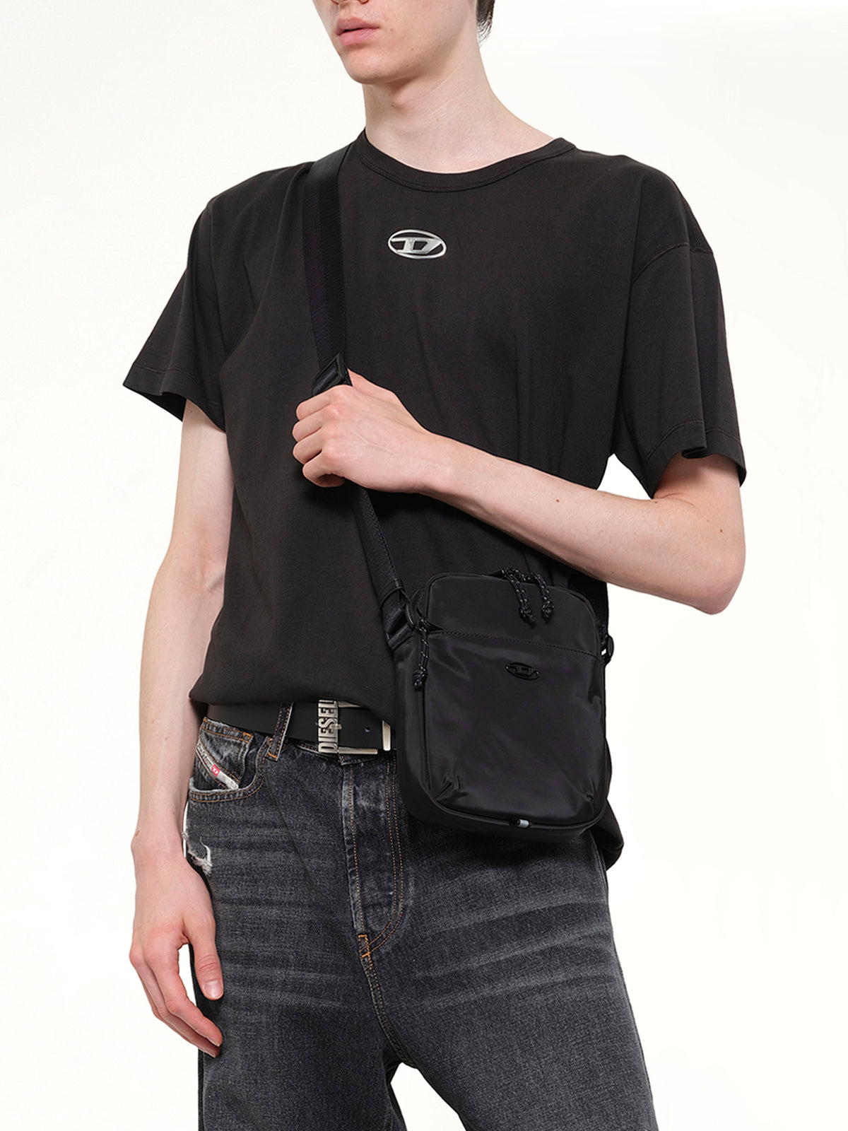 D-PACK Crossbody X in Black