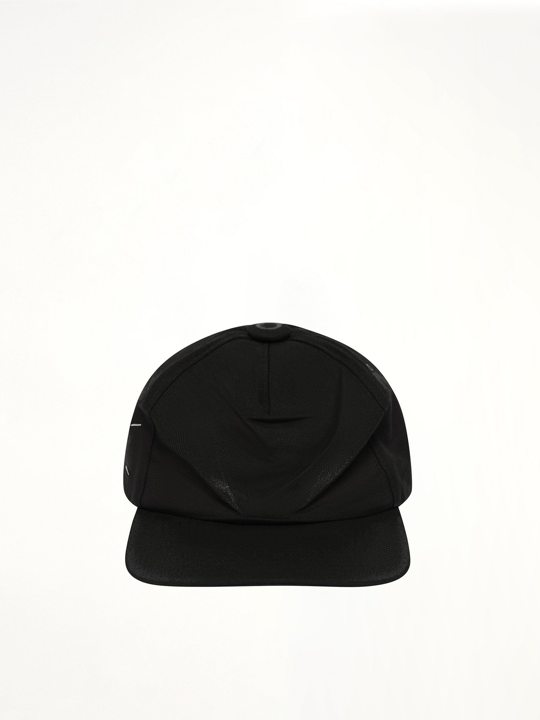 4 Stitches Hat in Black