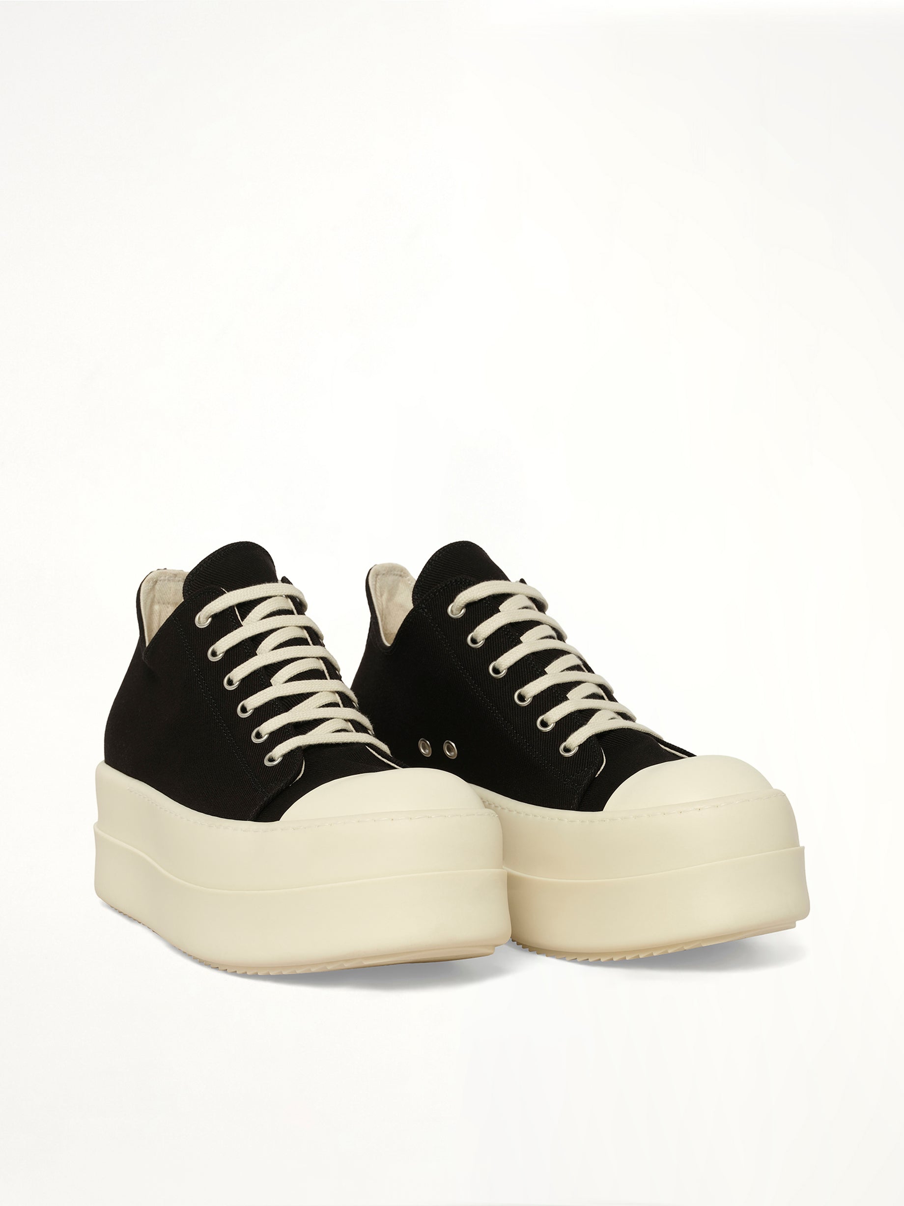 Mega Bumper Low Sneaks in Black/Milk
