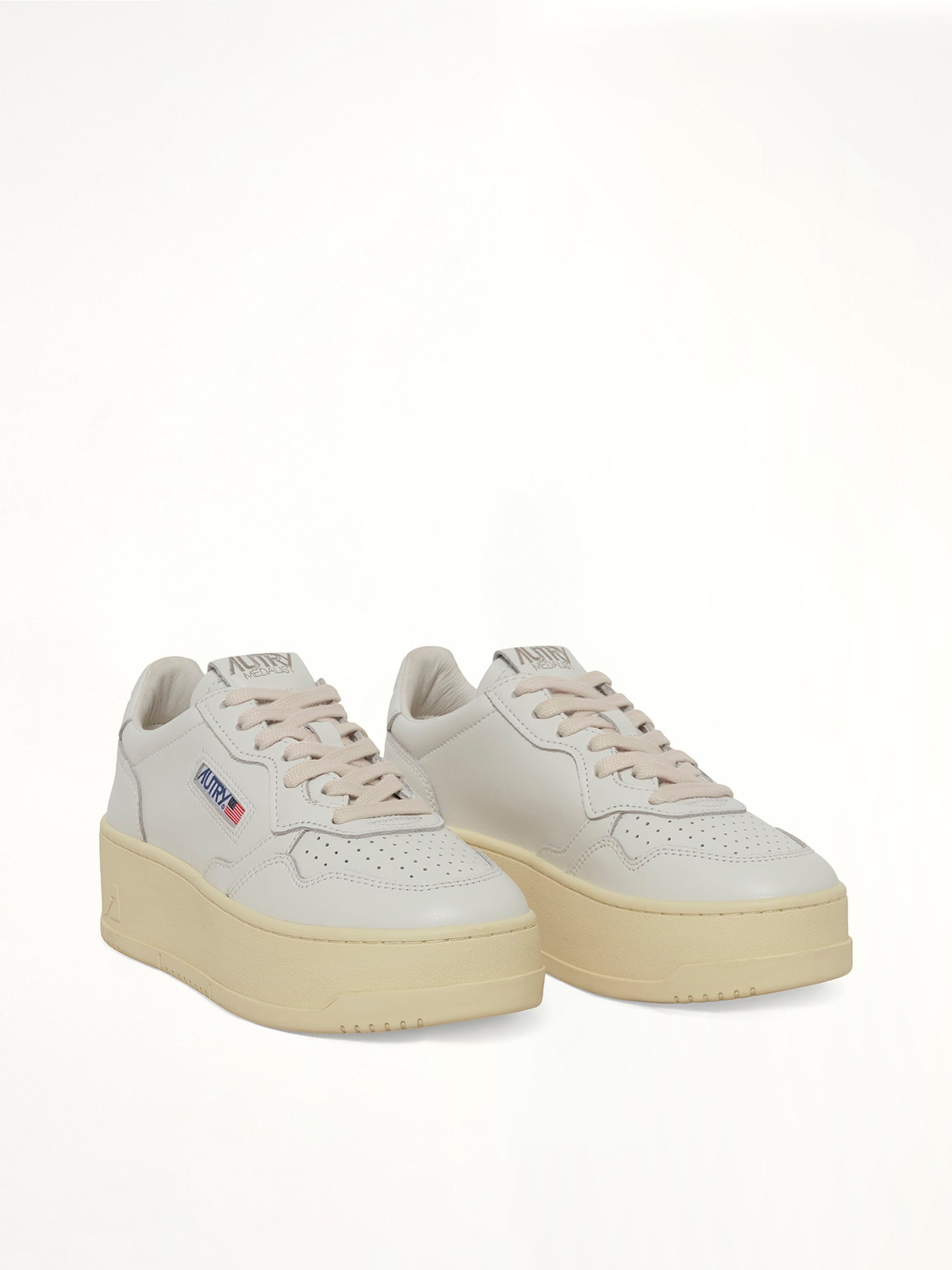 Platform Low Sneaker in White/White