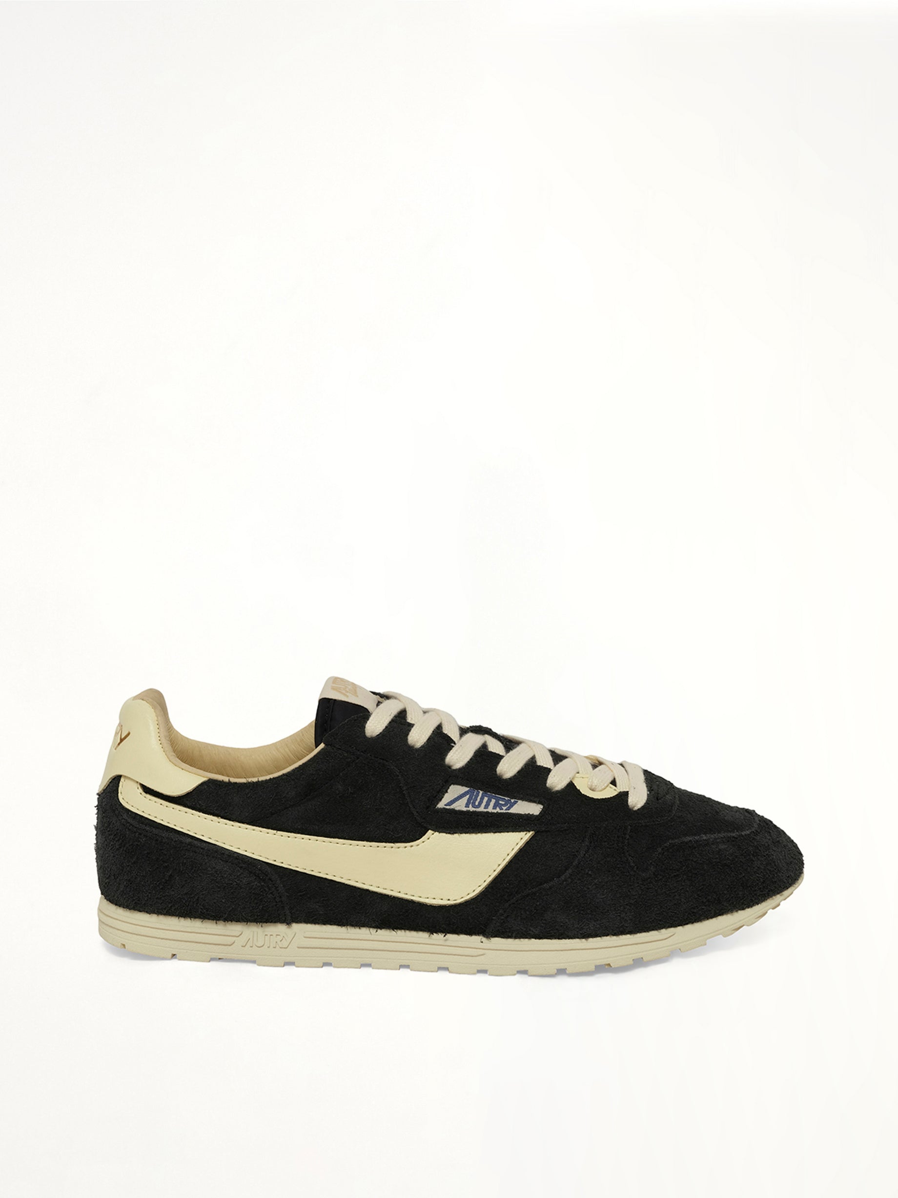 Windspin Low Sneaker in Black/Rutabaga