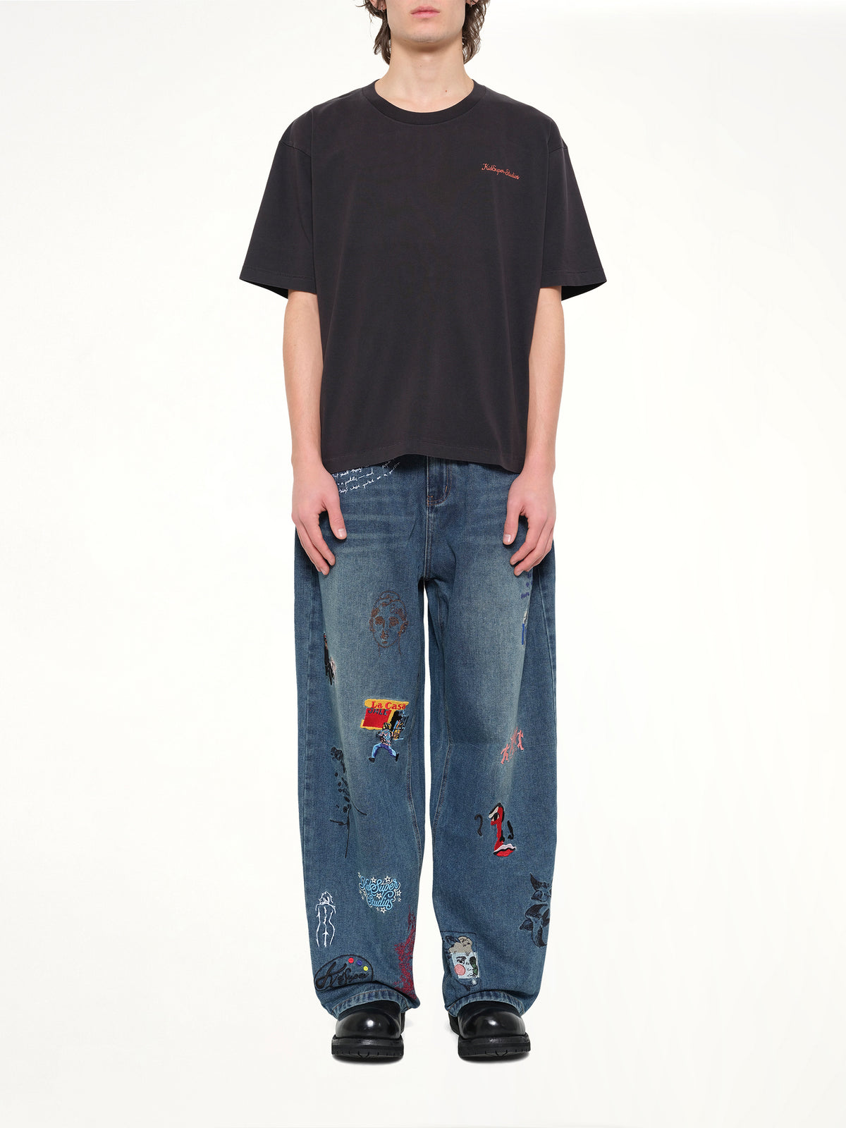 Dove Pattern T-Shirt in Washed Black