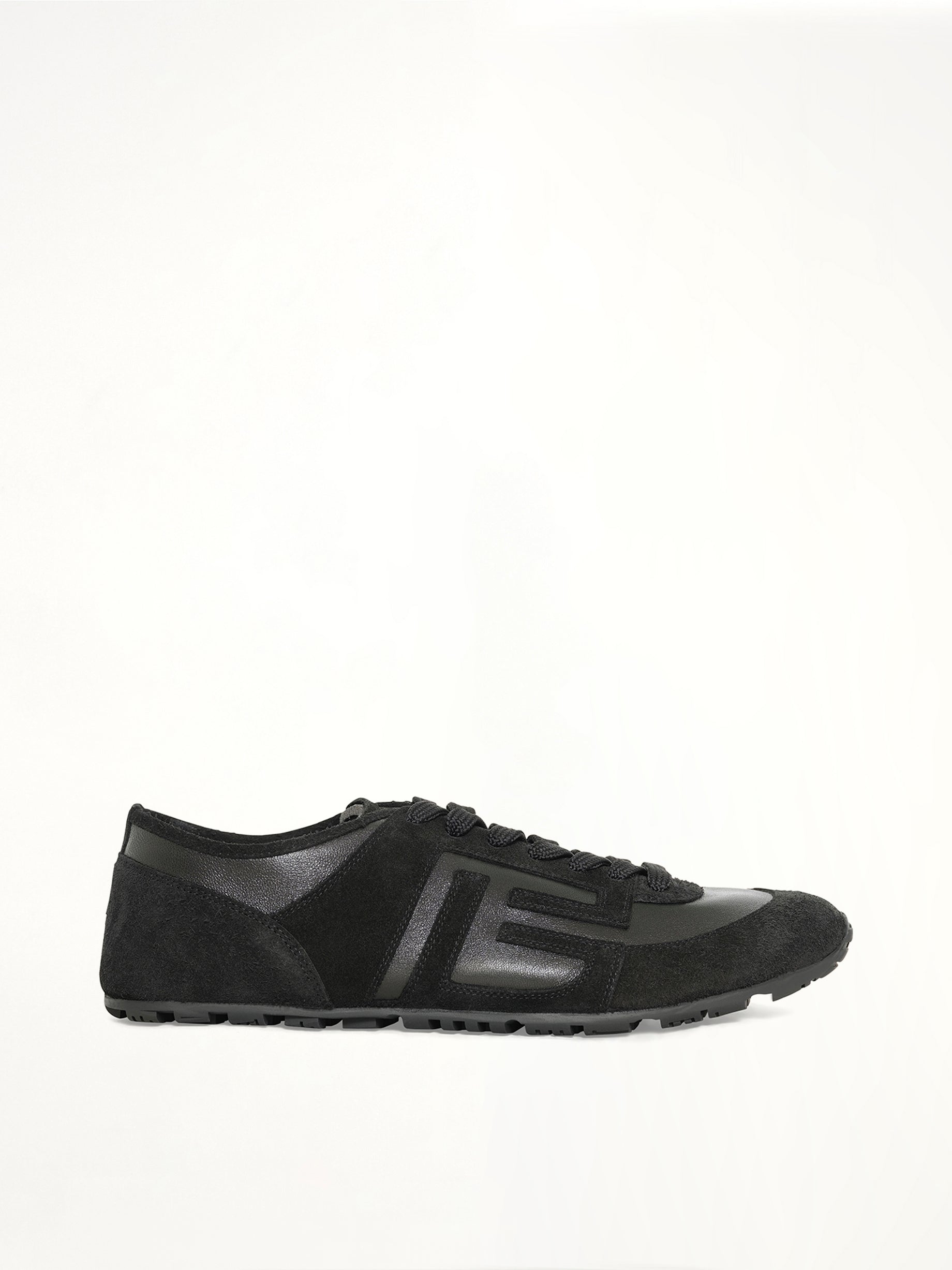 Racer 45 Sneaker in Black