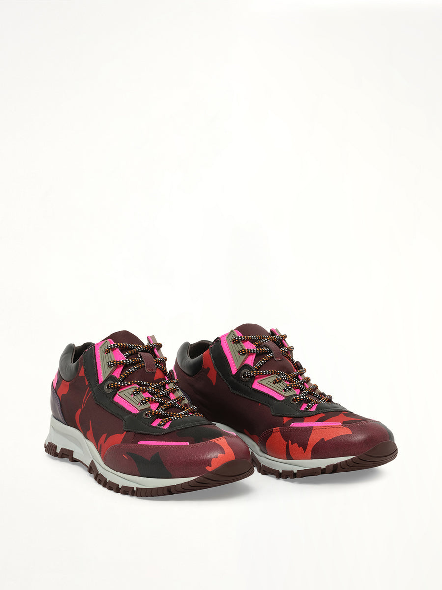 Running in Flower Print in Burgundy