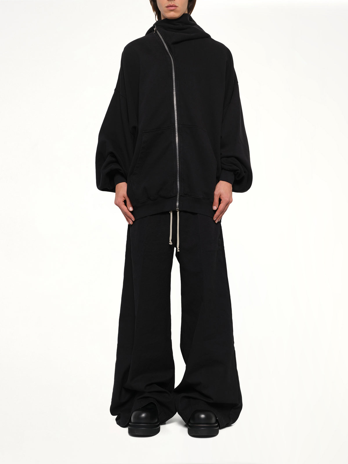 Mountain Hun Hoodie in Black