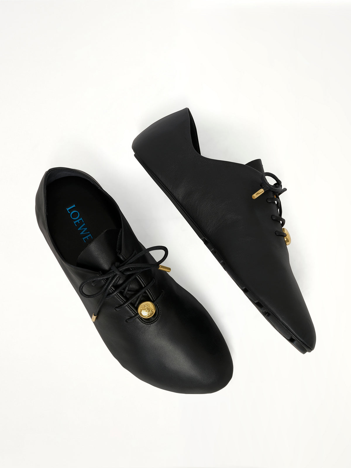 Pebble Soft Lace-Up Derby in Black