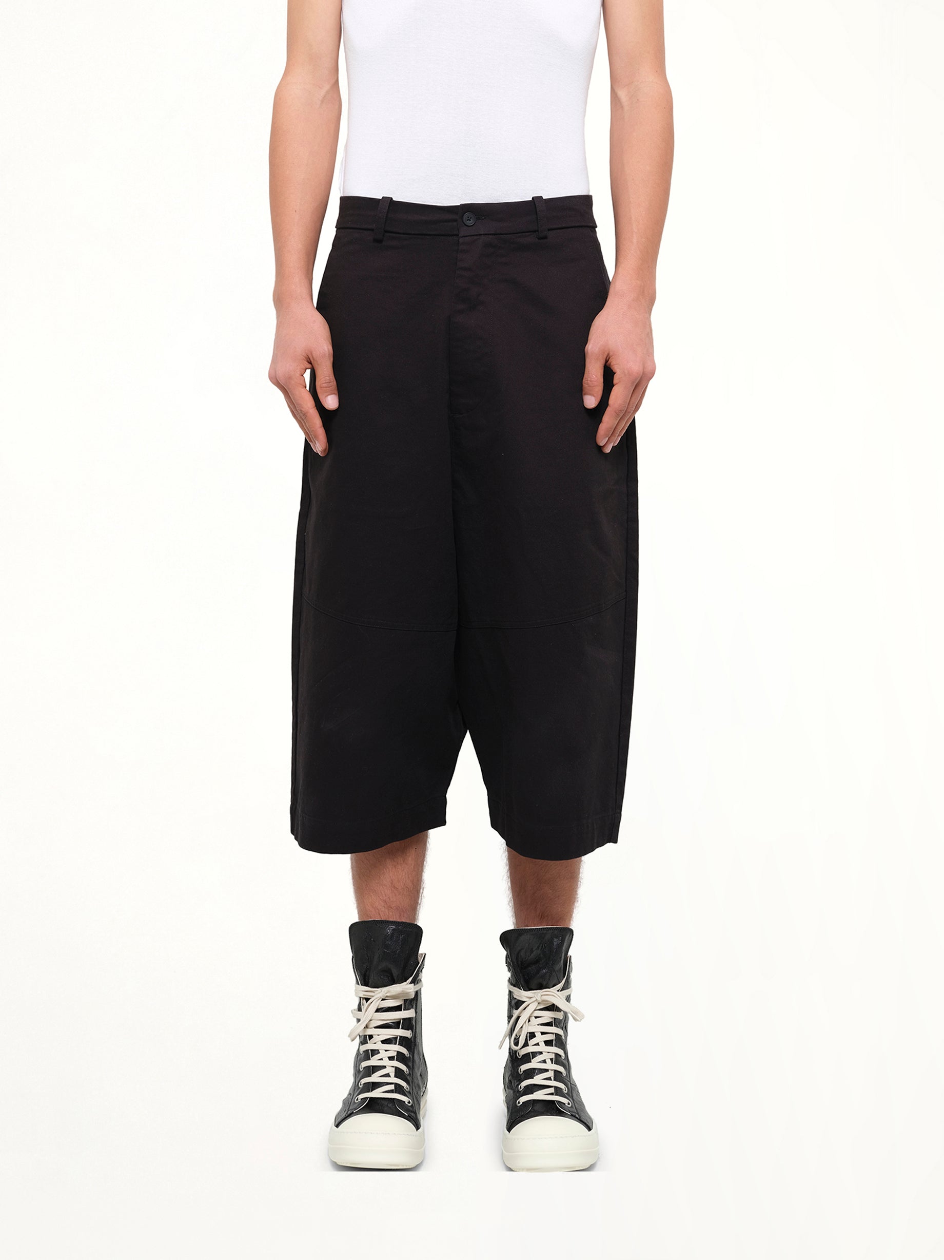 Prime Short in Black