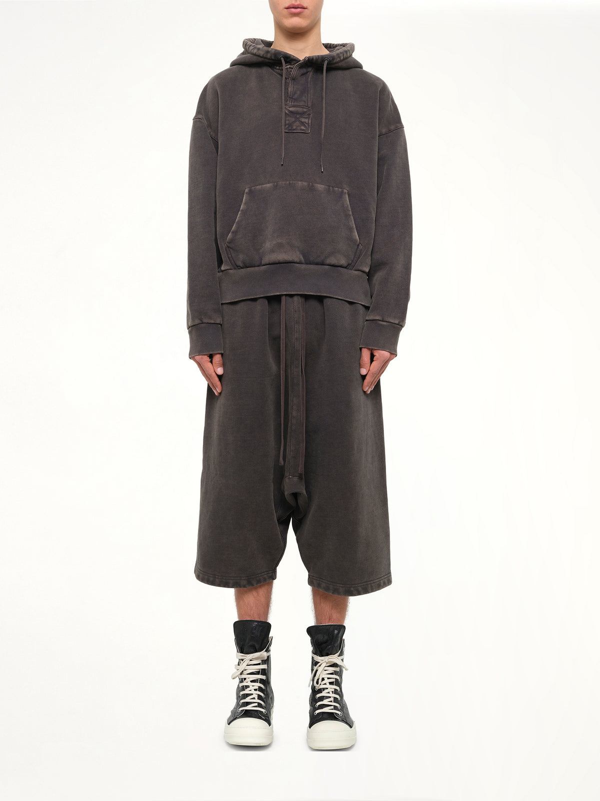 Surge Hood in Washed Black