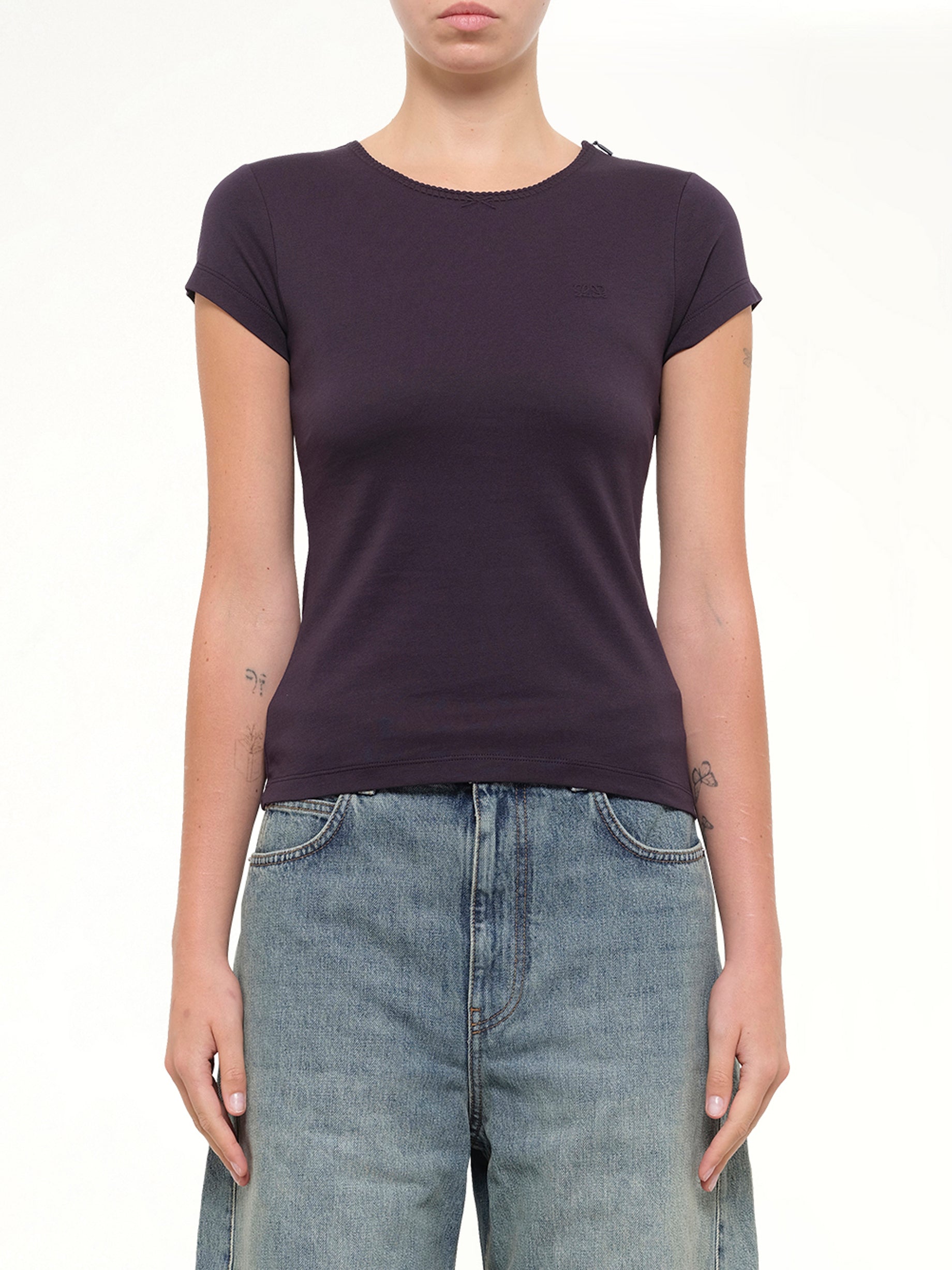 Debossed Small Fit T-Shirt in Navy Blue