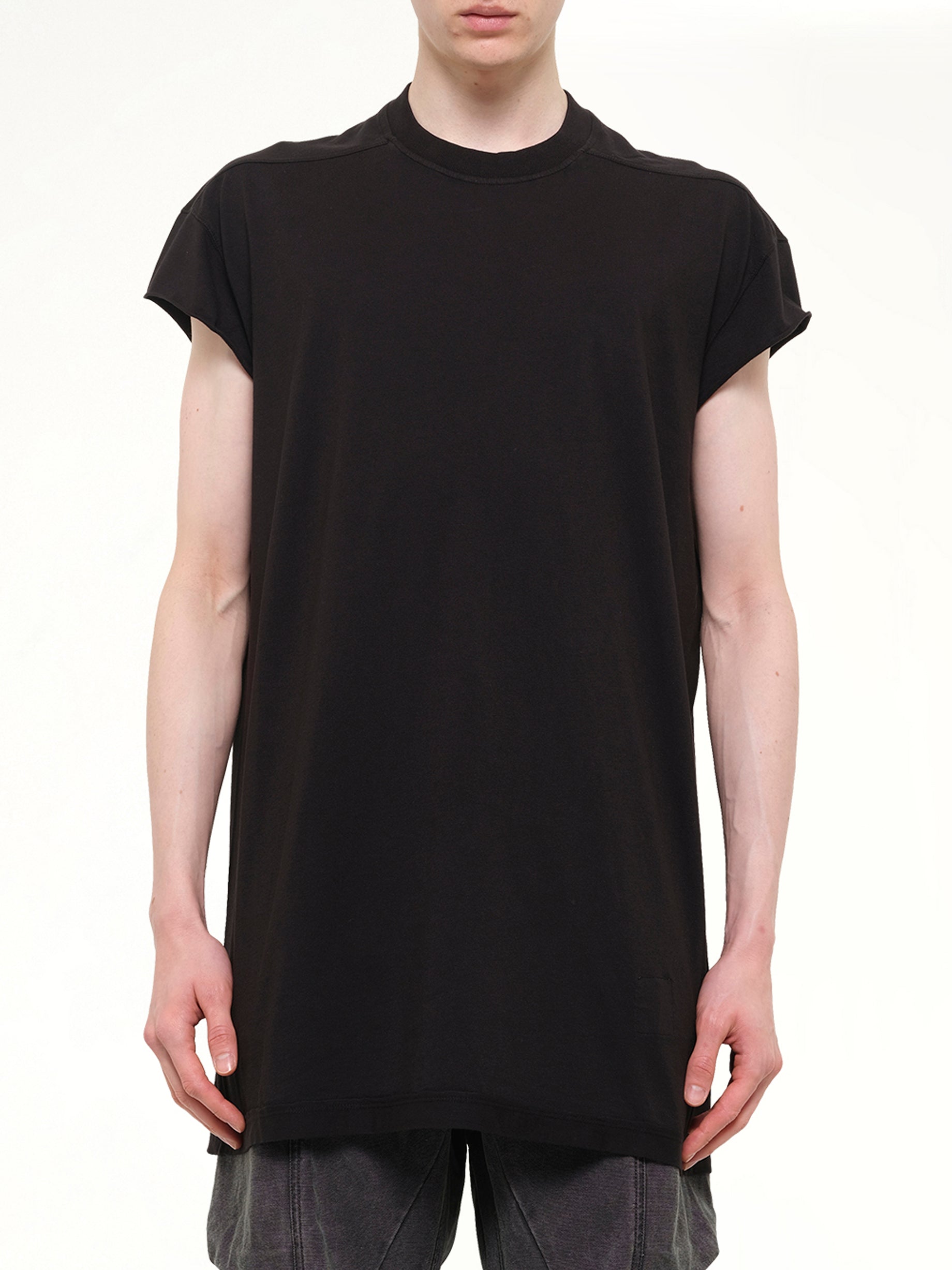 Rick S Jumbo SL T-Shirt in Black
