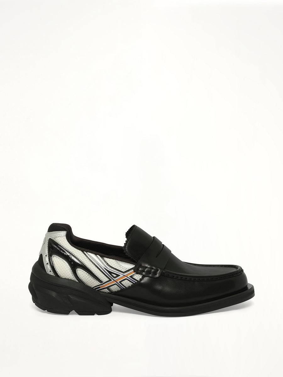 Loafer Launch in Black/White